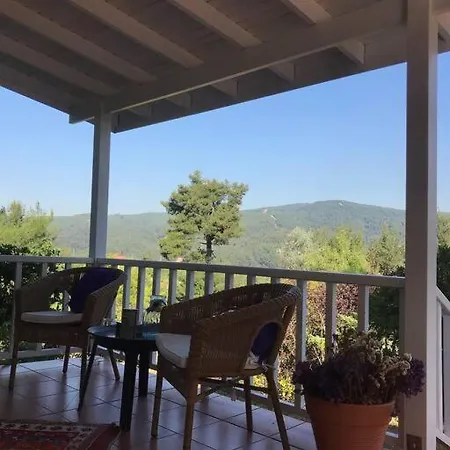 Yesilin Ortasinda Huzur Tatil Evi