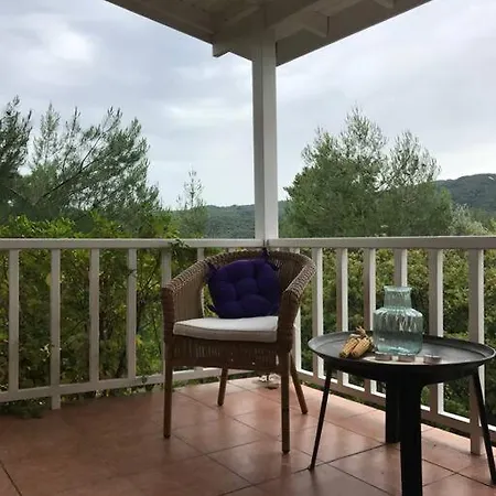 Yesilin Ortasinda Huzur